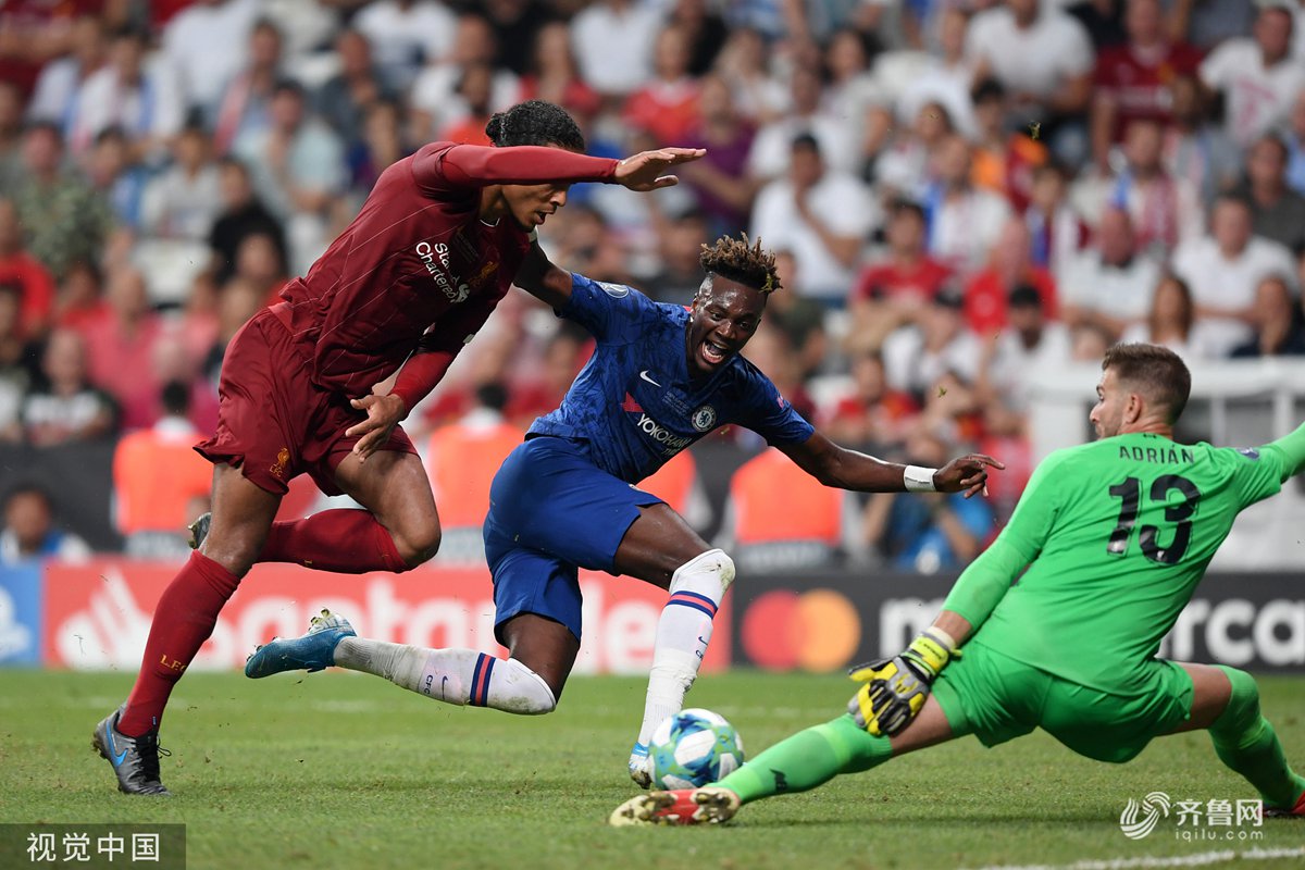 冲刺阶段欧超杯传出新动向,瓦伦西亚刷新队史纪录,管理层表态:压力陡增,轮换策略成焦点 冲刺阶段欧超杯传出新动向,瓦伦西亚刷新队史纪录,管理层表态:压力陡增,轮换策略成焦点