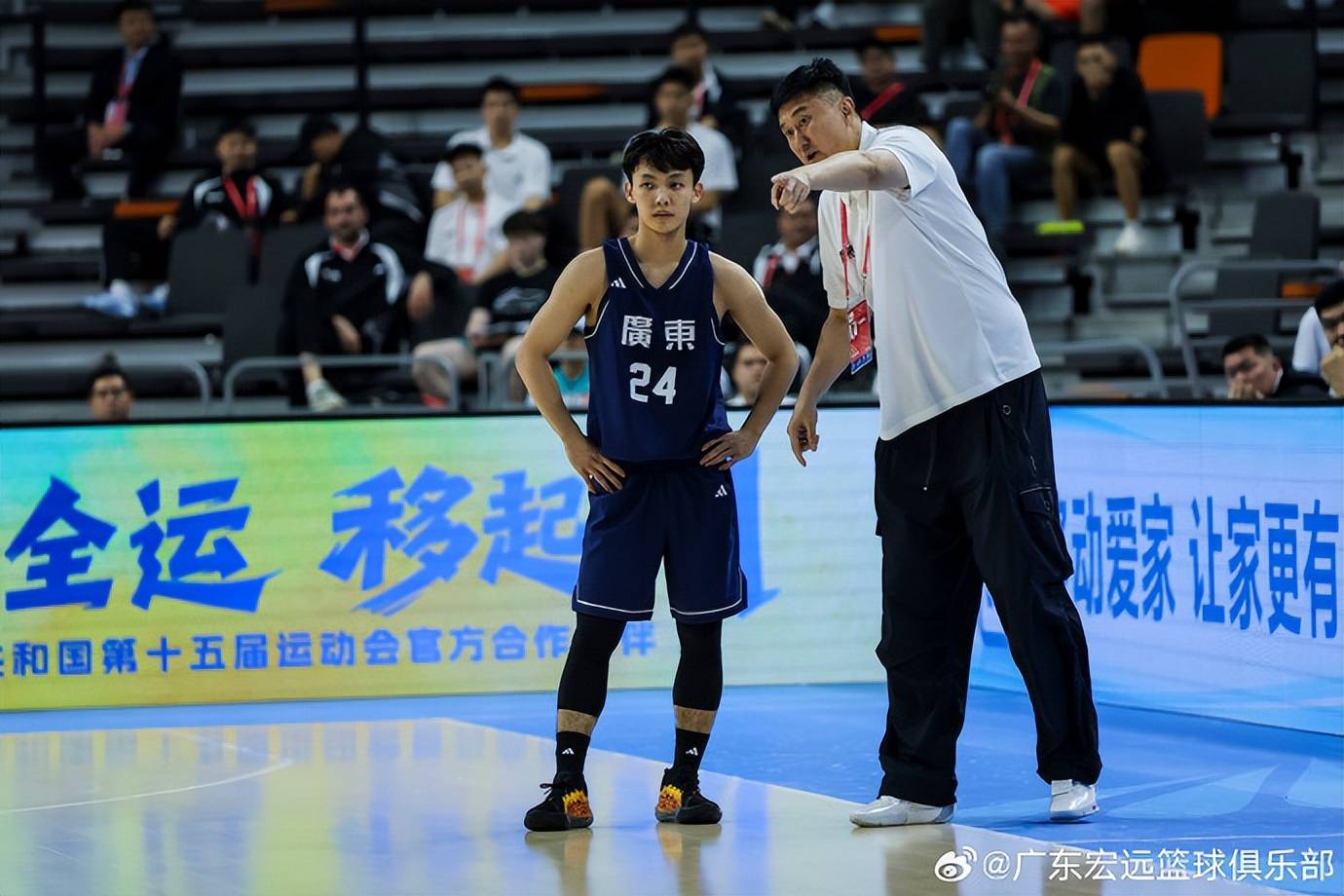九游官方-今夜山东男篮门线救险：德甲节点到来，引发热议，年轻球员得到机会-九游官方