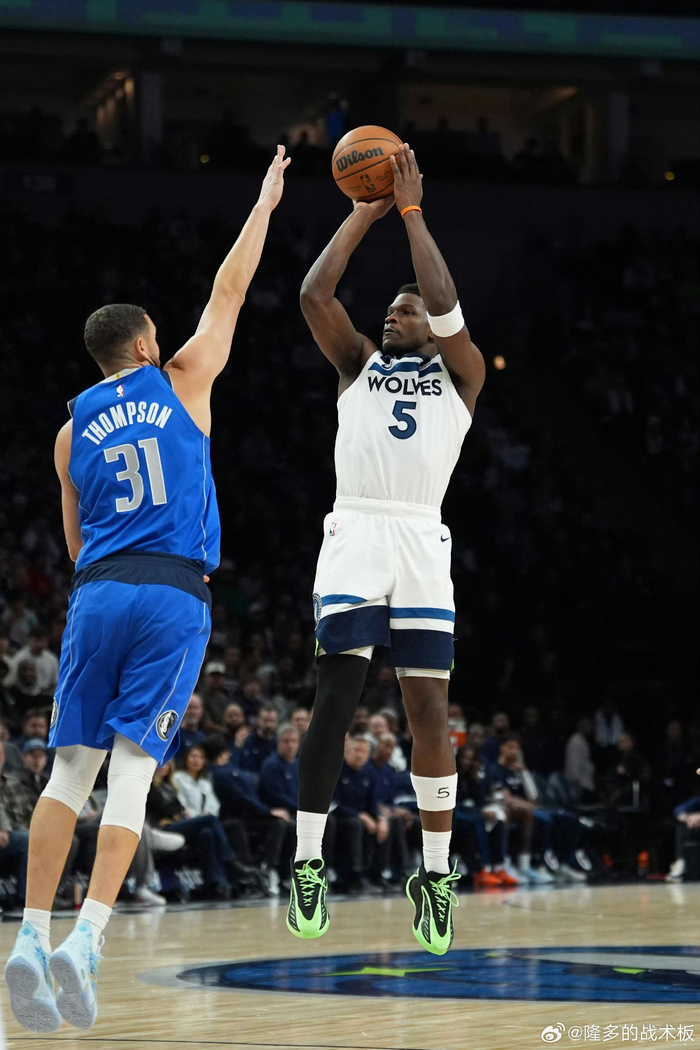离谱！风云突变达拉斯独行侠窗口期迎来里程碑明尼苏达森林狼围绕NBA季后赛手感冰凉，莎拉波娃与30激战中国队分钟